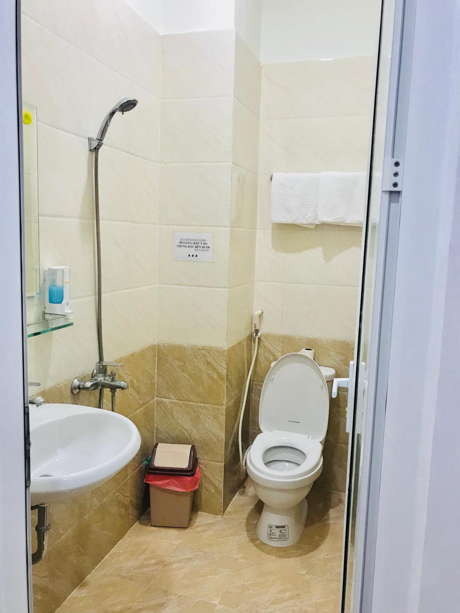 Dana Beach Motel Da Nang Bagian luar foto